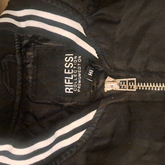 Jacket - Picture 3 of 4